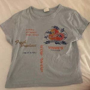 Cute vintage crop top from Urban Outfitters!💙🤍⭐️👑